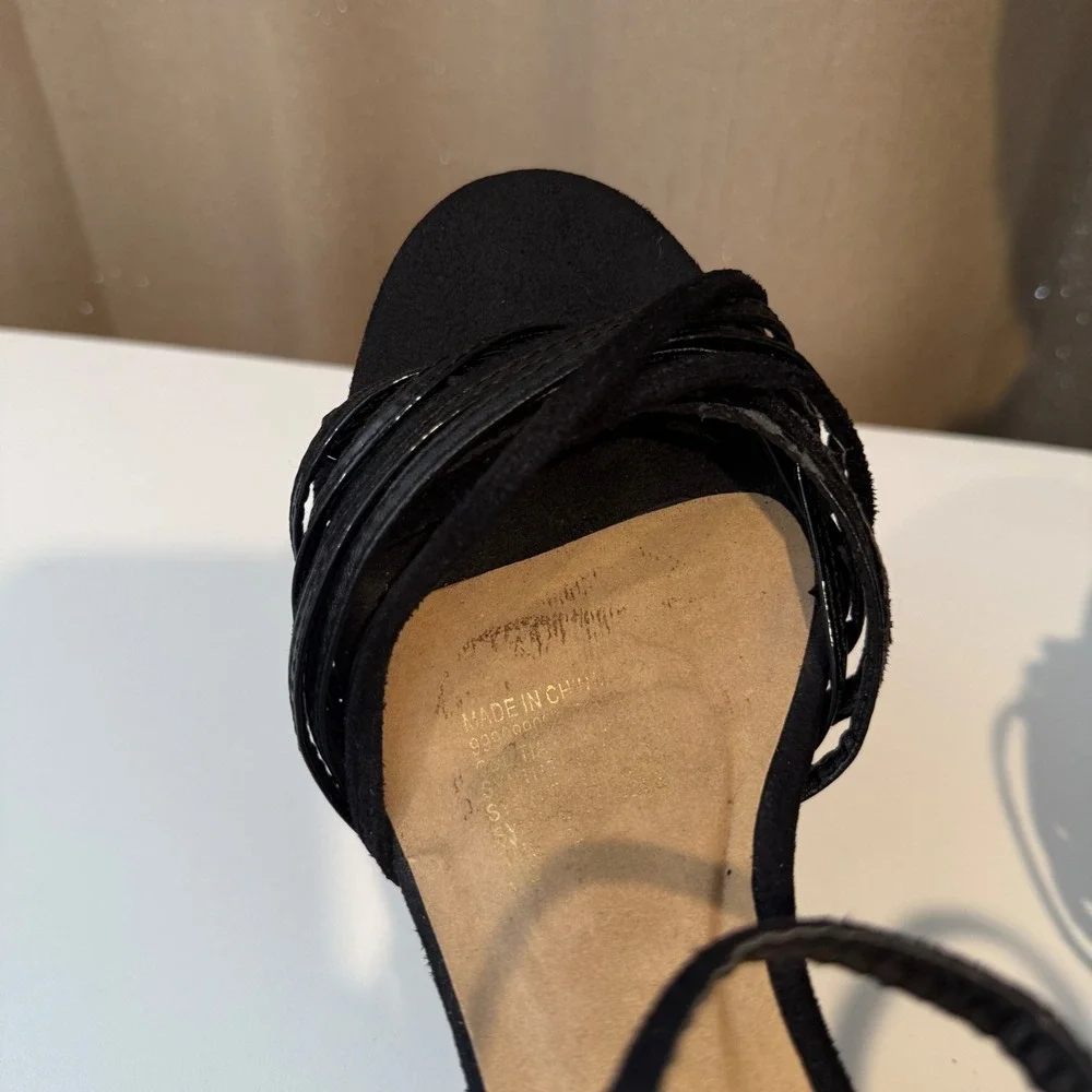 Garage tiara black